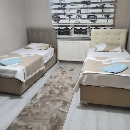 Sehir Merkezinde Konforunda Family House