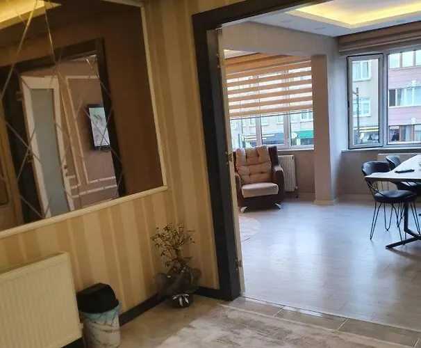 Sehir Merkezinde Konforunda Family House Daire